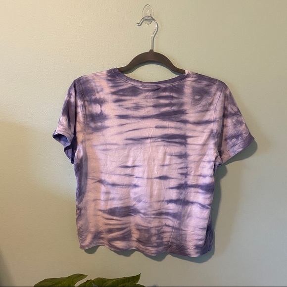 🌸4 for $10🌸 Tie Dye Crop Top with Roses - Picture 3 of 5